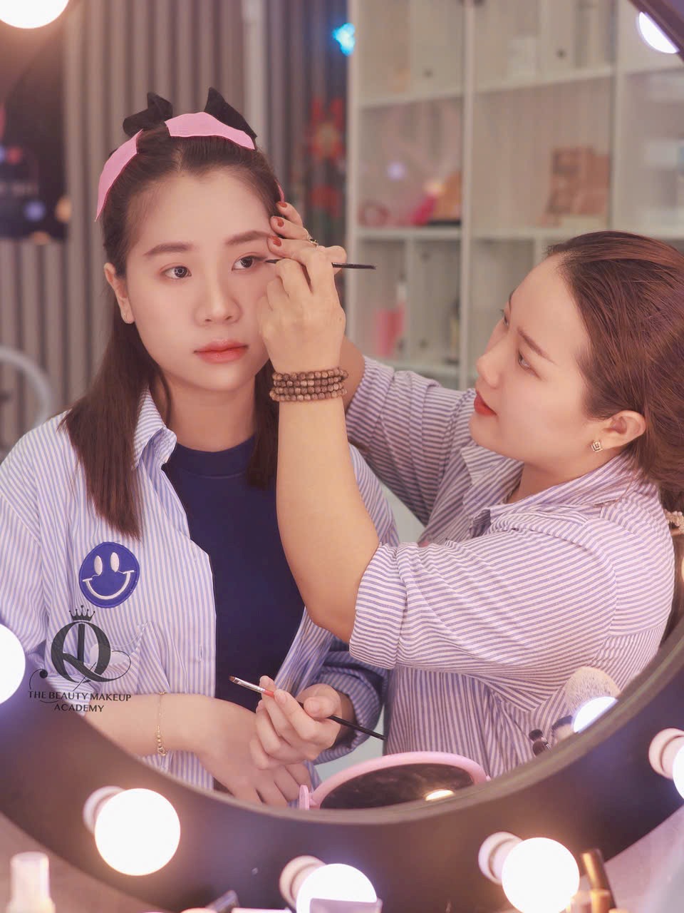 Giảng viên hướng dẫn học viên